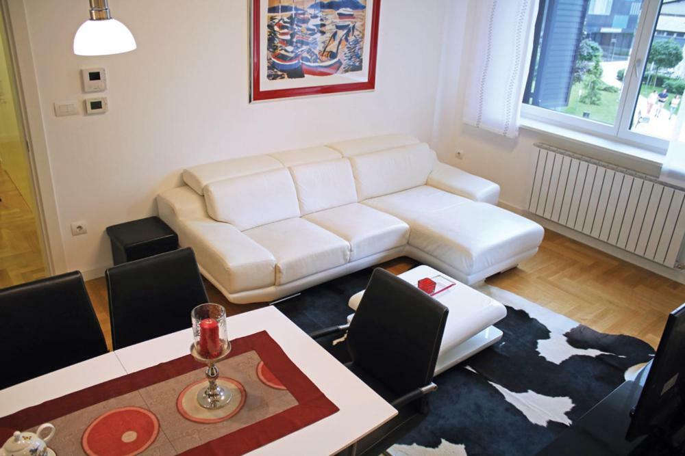 Diamond Apartment